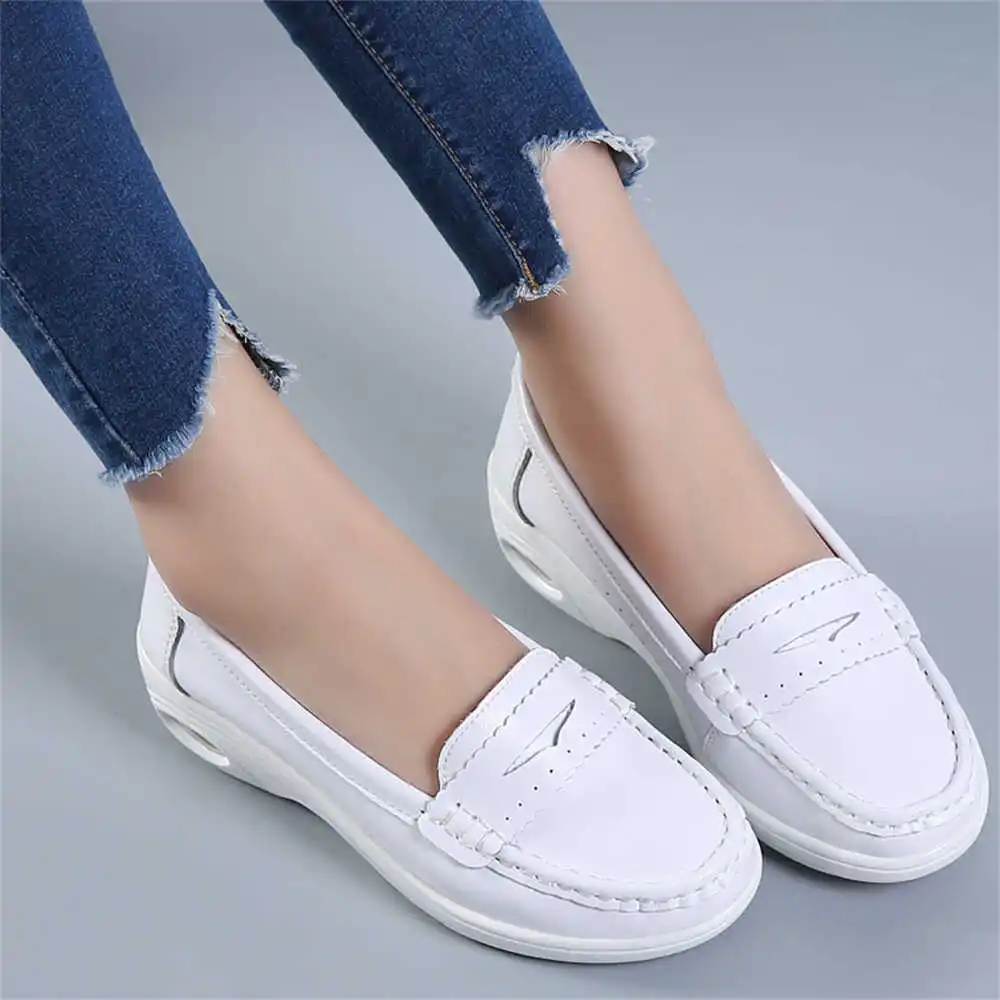 Thick Sole Slipon White Traine - مراجعة Men'S Formal Outfit Ideas وسعره